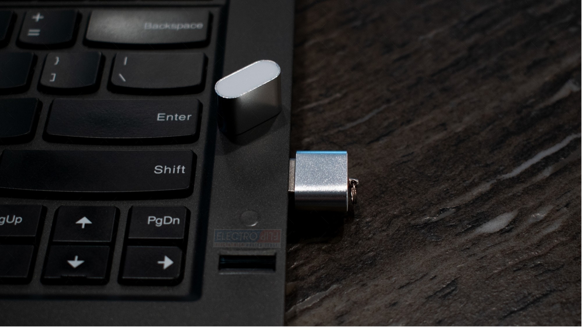 Premium Quality Aluminum USB Reader MicroSDHC / MicroSD - Image 7